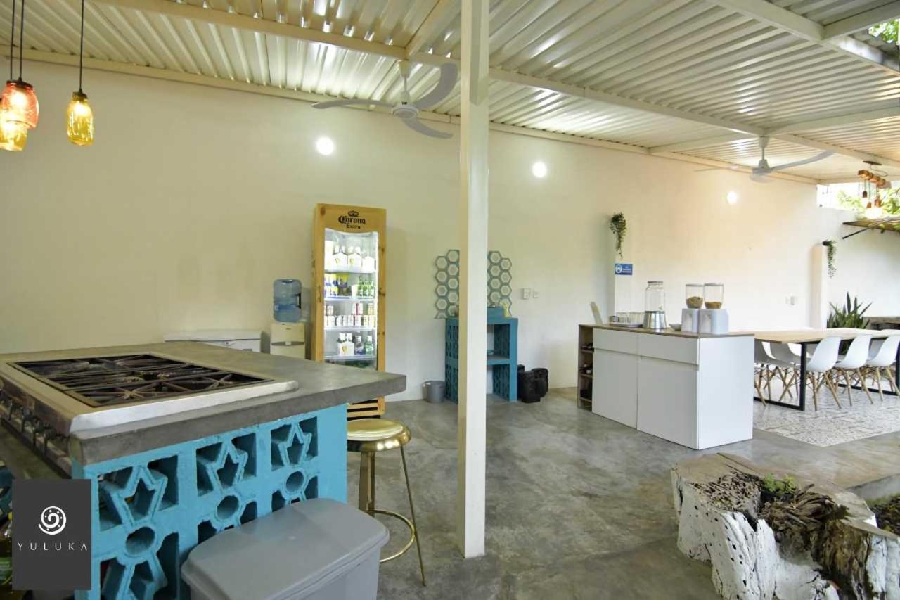 Yuluka Hostel Apulo Exterior photo