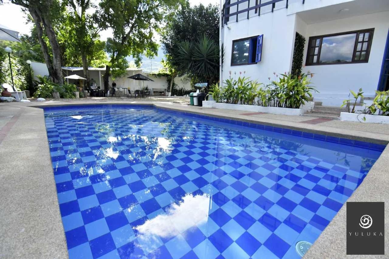 Yuluka Hostel Apulo Exterior photo